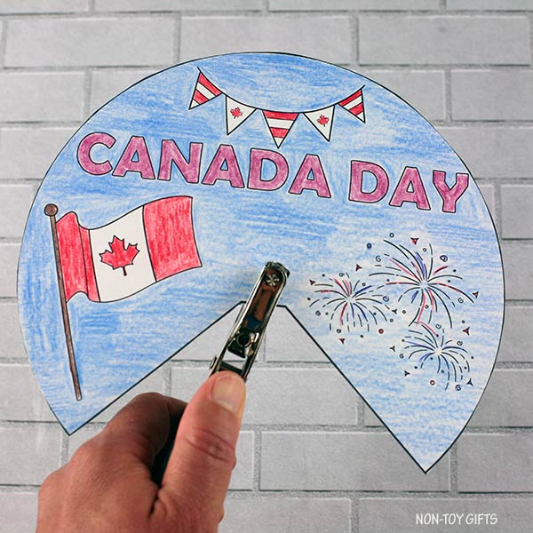 Canada Day Craft - Coloring Wheel