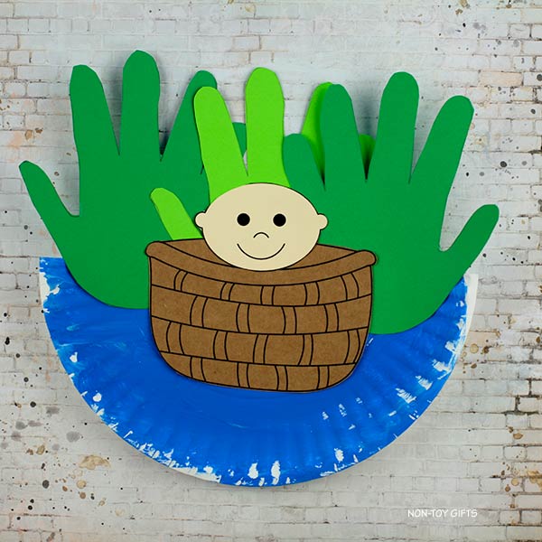 Baby Moses Craft - Bible Craft - Handprint Paper Plate Craft