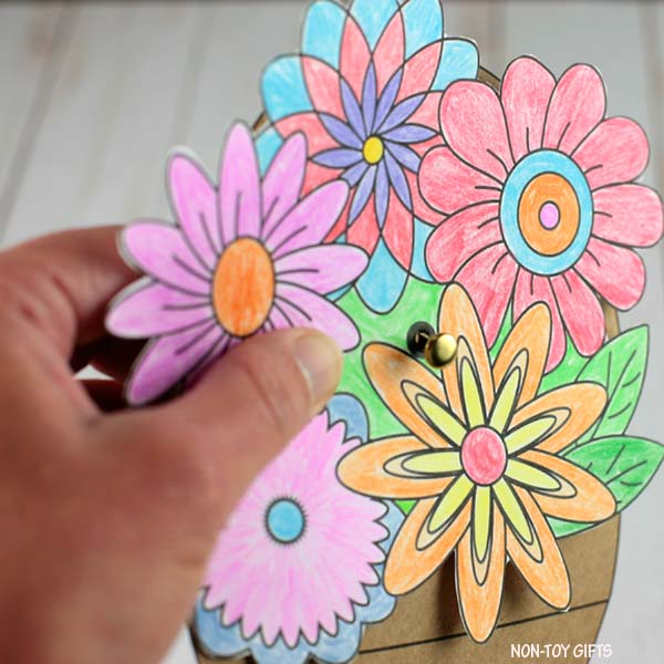 Mother's Day Flower Bouquet Spinner Coloring Craft